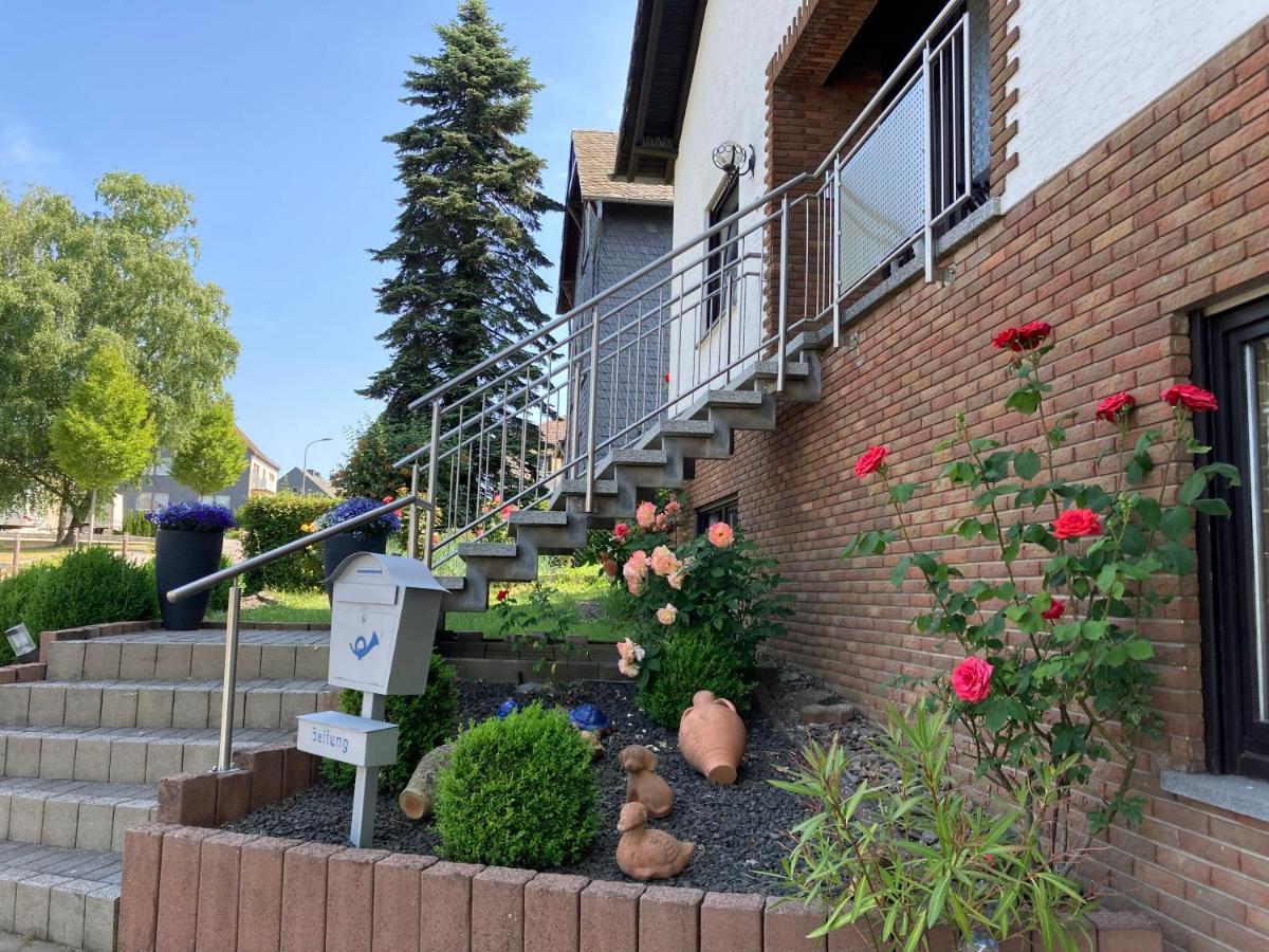 Ferienwohnung Rosengarten Osburg المظهر الخارجي الصورة