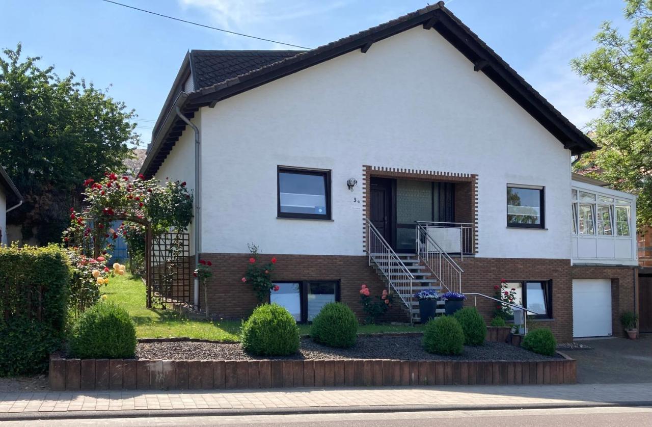 Ferienwohnung Rosengarten Osburg المظهر الخارجي الصورة
