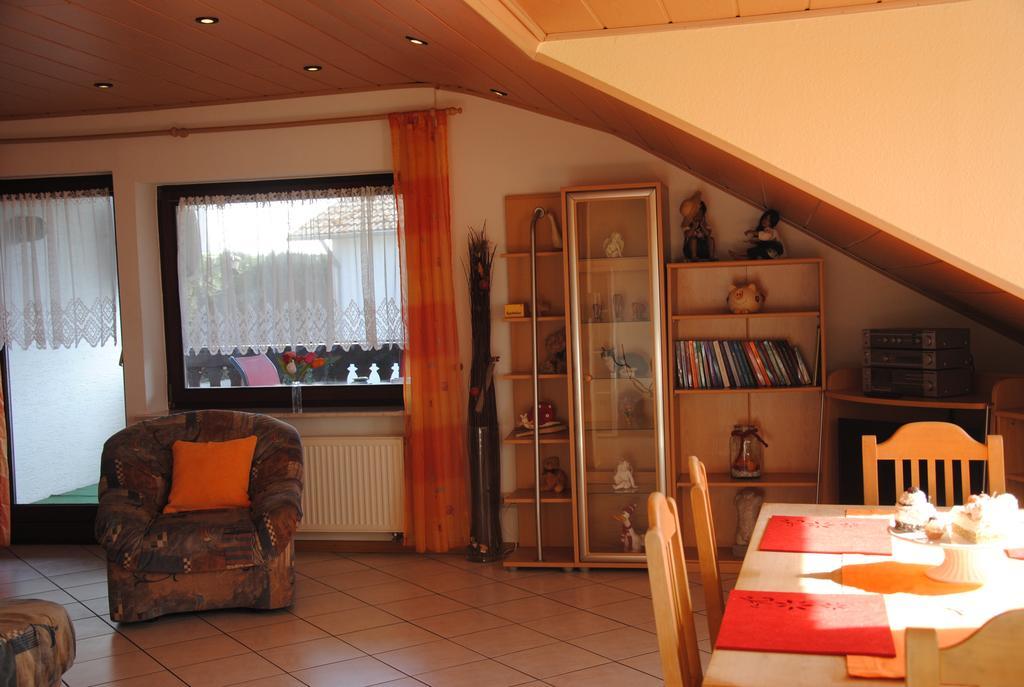 Ferienwohnung Rosengarten Osburg المظهر الخارجي الصورة